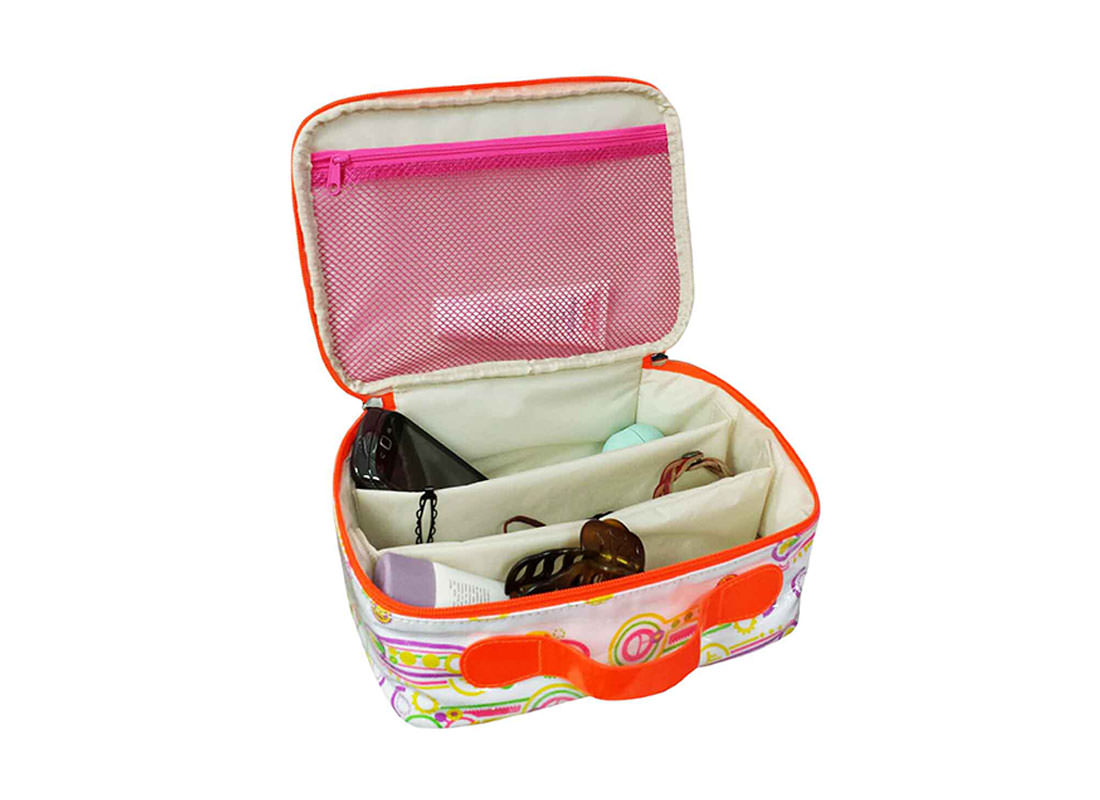 Organize Makeup Bag Open